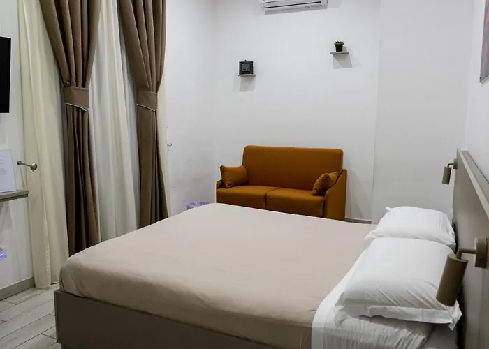 Centro E Неаполь